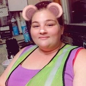 Meet your Posher, Dana